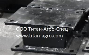 Проставка, болтовое крепление рамы AM7536