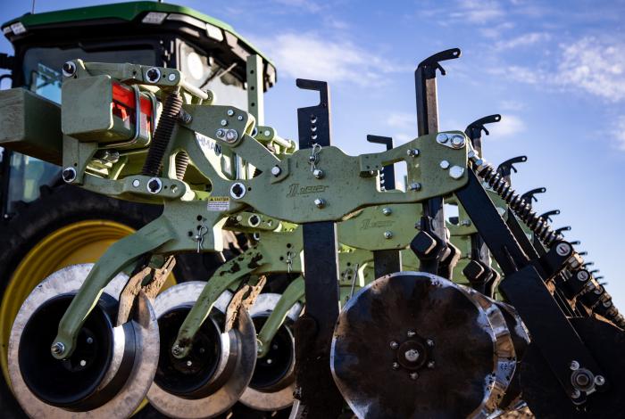 Культиватор Стрип-Тилл Strip-till полосная обработка с внесением удобрений Orthman